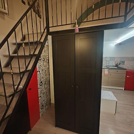 Mini Loft In Centro Apartment Bari Bagian luar foto