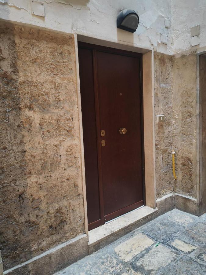 Mini Loft In Centro Apartment Bari Bagian luar foto