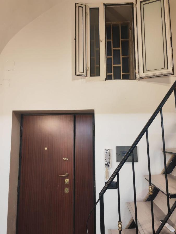 Mini Loft In Centro Apartment Bari Bagian luar foto