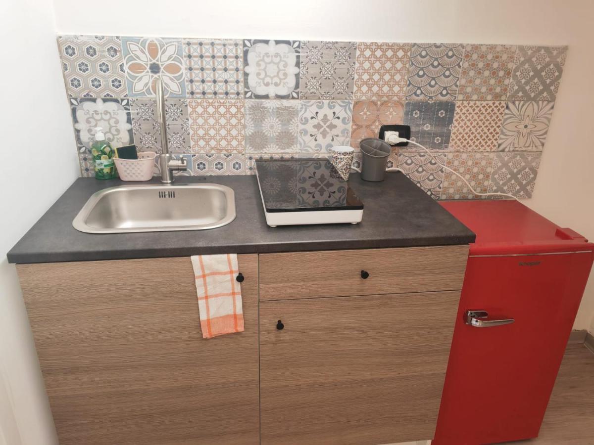 Mini Loft In Centro Apartment Bari Bagian luar foto